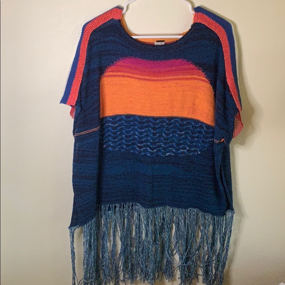 Free People knit Poncho size xs/s
